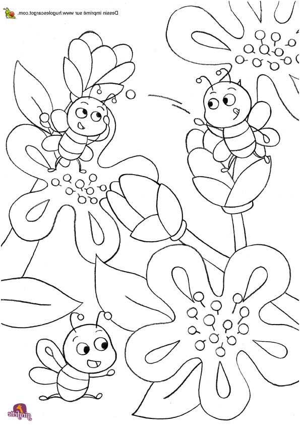 Coloriage Abeille Génial Coloriage Des Abeilles Entrain De Butiner Le Pollen Des